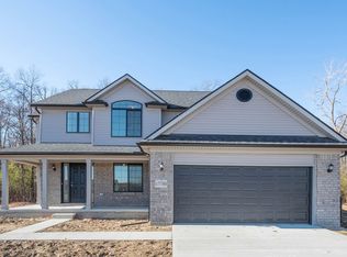8361 Jack Pine Cir, Ypsilanti, MI 48197
