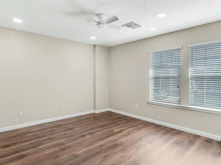 11405 Starlight Bay St — Photo 36