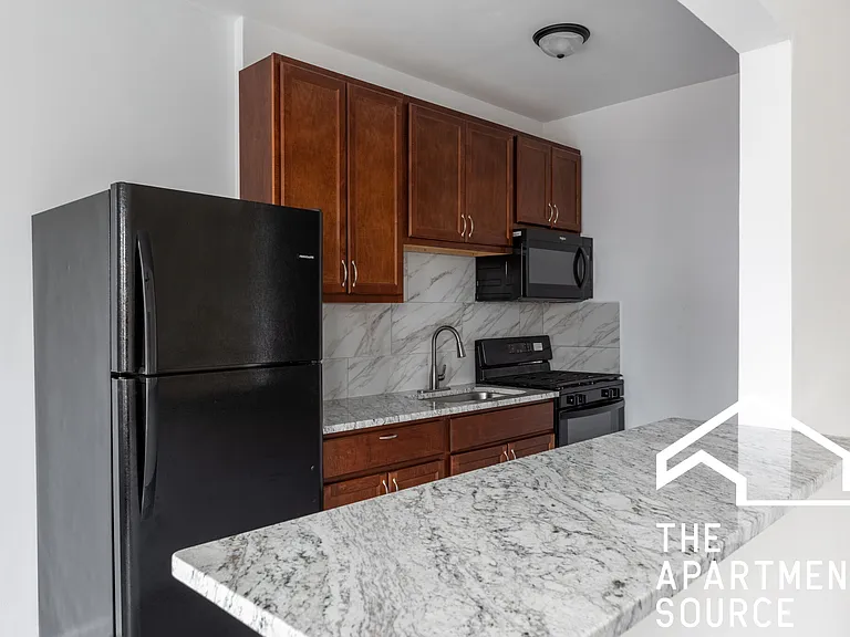 2712 N Milwaukee Ave #215 — Photo 1