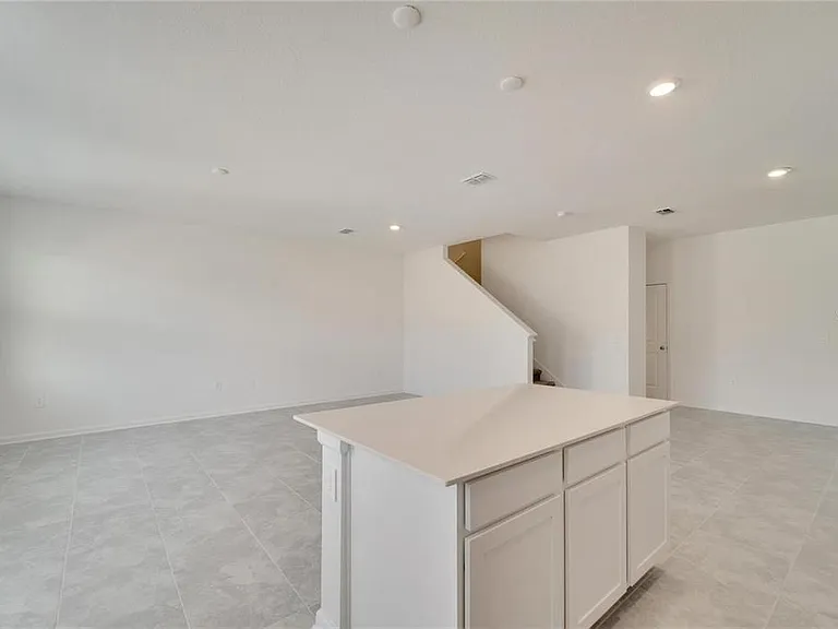 9038 Mulligan Island Ln — Photo 5