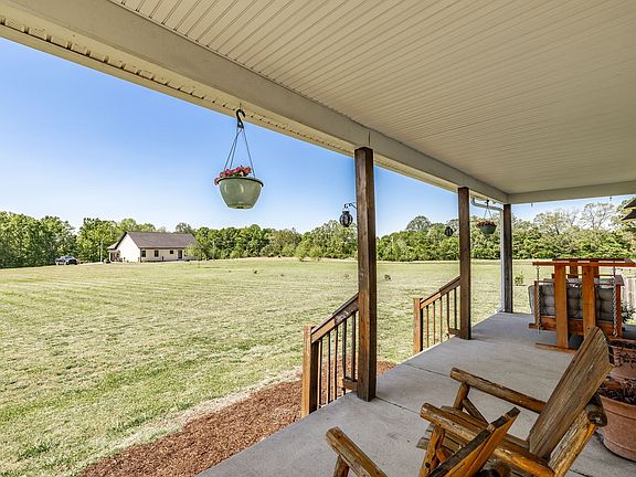 32nd image of 237 Lear Rd