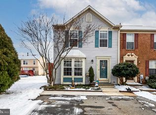 15 W Christina Pl, Newark, DE 19702
