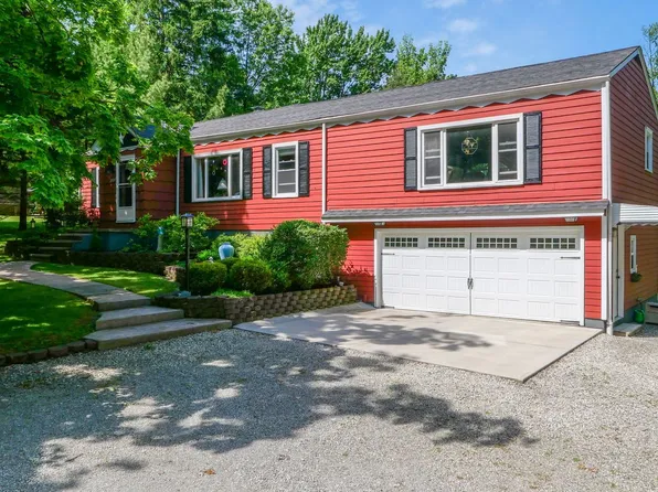 2027 Orchard Road Ext, Willoughby Hills, OH 44092
