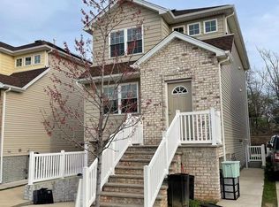 30 Riverside Ln FLOOR 2, Staten Island, NY 10302