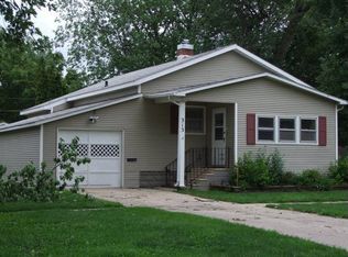 313 Oneida St, Storm Lake, IA 50588