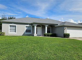 2753 Nature Pointe Loop, Fort Myers, FL 33905