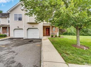 4 W Burgess Dr, Piscataway, NJ