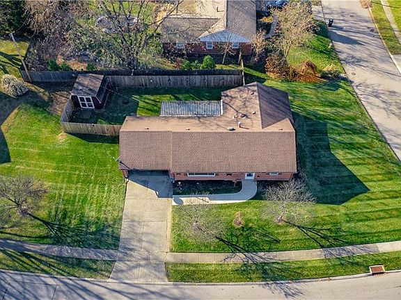 2nd image of 3225 Gracemore Ave