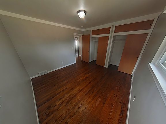 4th image of 20417 Sunnydale St