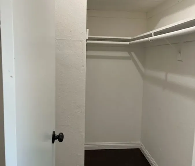 429 E Avenue J7 — Photo 10