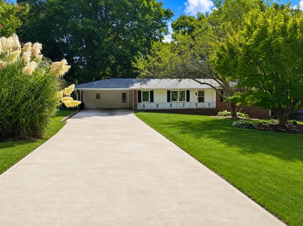 4705 Surrey Rd, Roswell, GA 30075