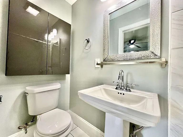 3500 Mathis Dr — Photo 17