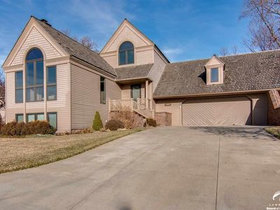 1908 Crossgate Dr, Lawrence, KS, 66047
