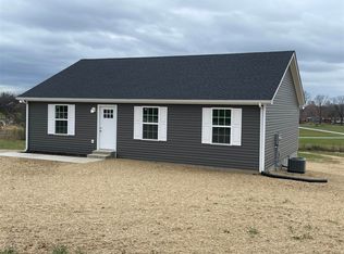 115 Barbee Ln, Smiths Grove, KY 42171