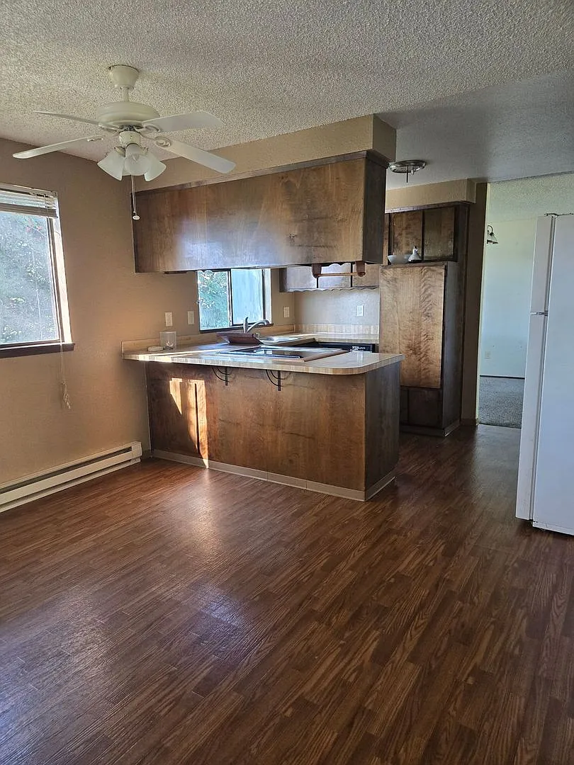 Building Photo - 1361 Lahti Dr