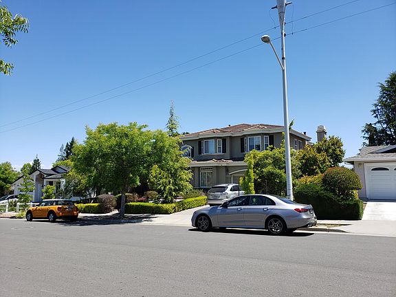 2nd image of 11076 Linda Vista Dr