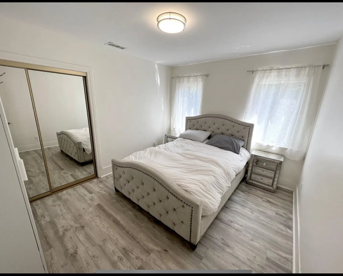 2 bed, 1100 sqft, $1,400 — Photo 3