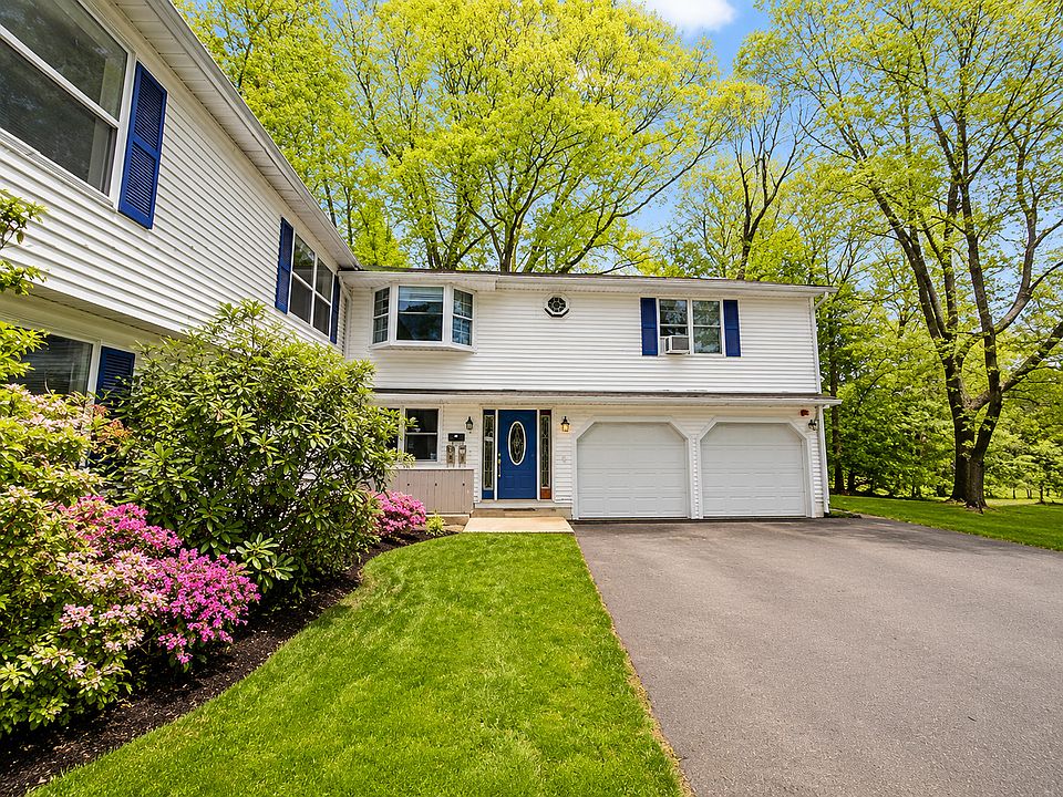 1st image of 145 Commonwealth Ave #2