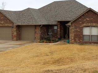 1570 Classic Run, Guthrie, OK 73044