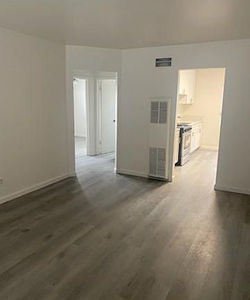 4th image of 4170 34th St #1/2