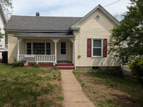 908 6th St SE, Roanoke, VA 24013