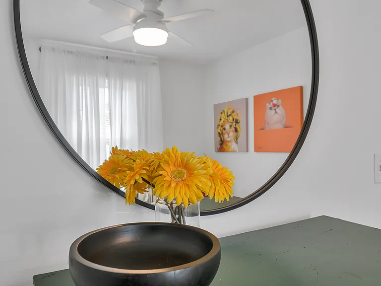213 Landwood Ave — Photo 23