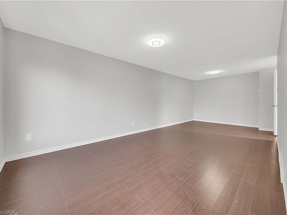 3rd image of 84 Homestead Pl
