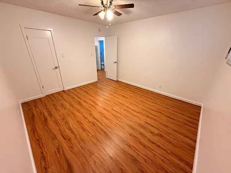4635 N Bellflower Blvd #1 — Photo 10
