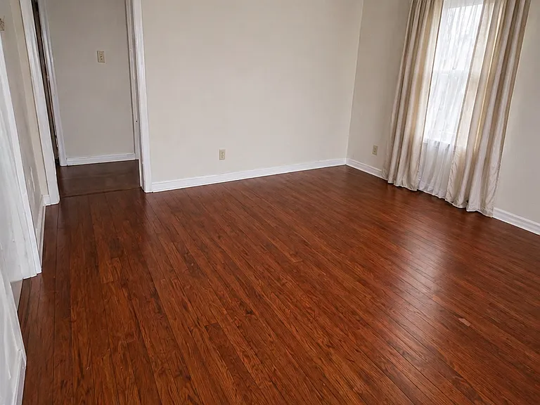 424 W Sycamore Ter — Photo 4