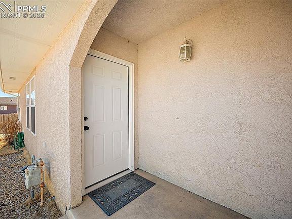5th image of 1209 Beaumont Ave