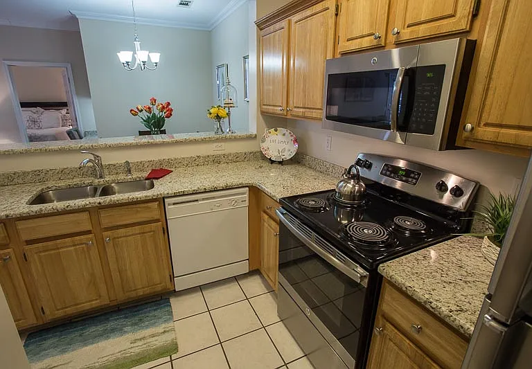 Renaissance Place Apartments — Photo 36