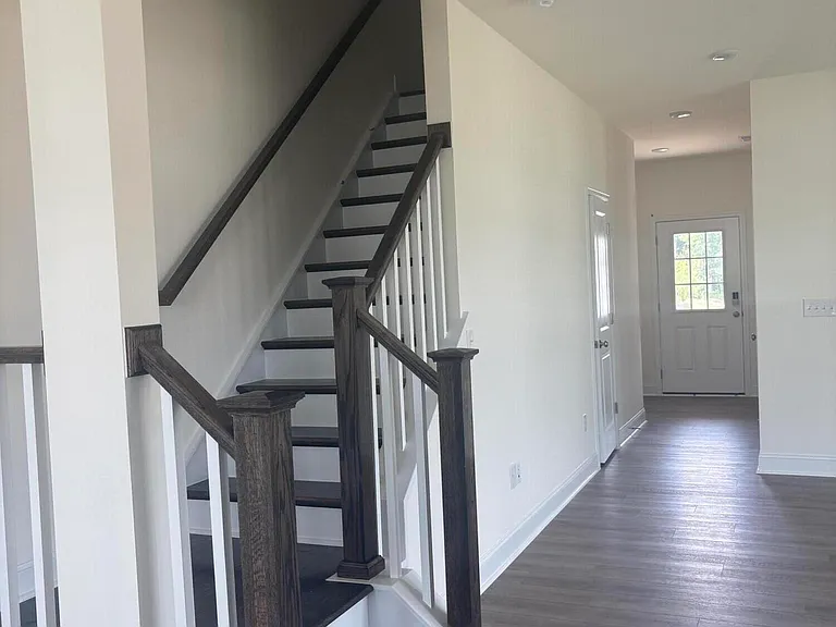 954 Kensley Grove Ln — Photo 8