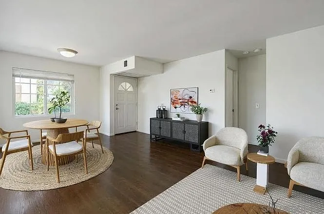13076 Wimberly Sq #3076 — Photo 3