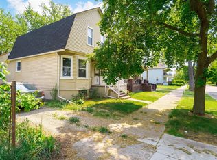 8062 Ruedisale Ct, Detroit, MI 48214