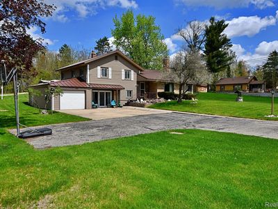 9609 E Madison Rd, Saint Helen, MI, 48656