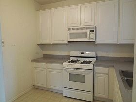 4th image of 1216 N Brookdale Dr