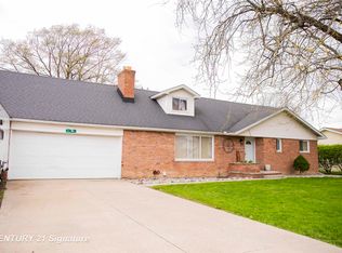 4190 Peggy Dr, Saginaw, MI 48601