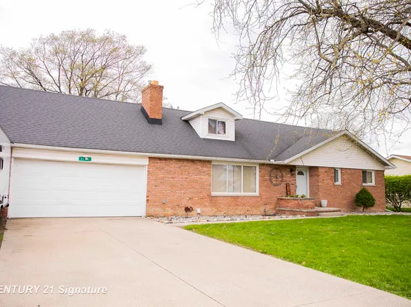 4190 Peggy Dr, Saginaw, MI 48601