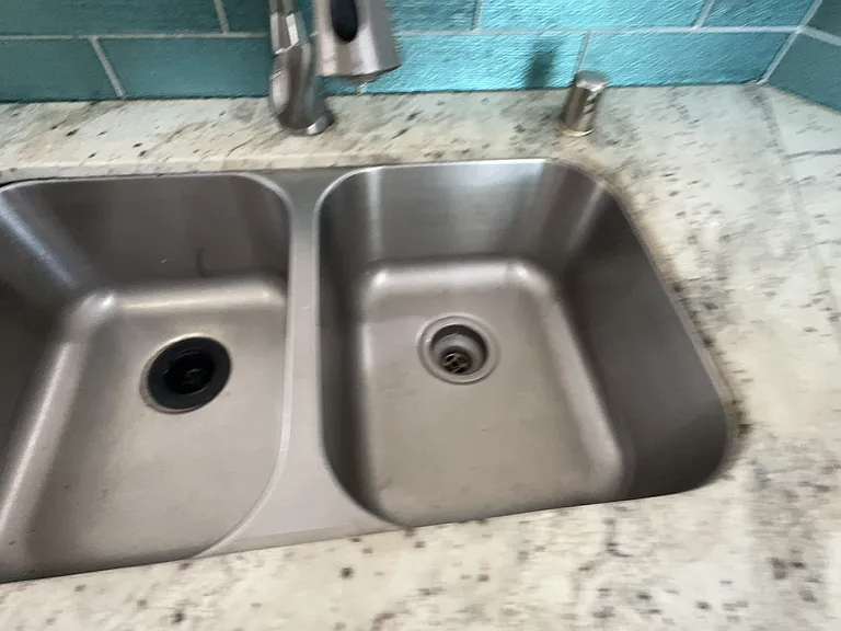 3 Halsey Pl — Photo 2