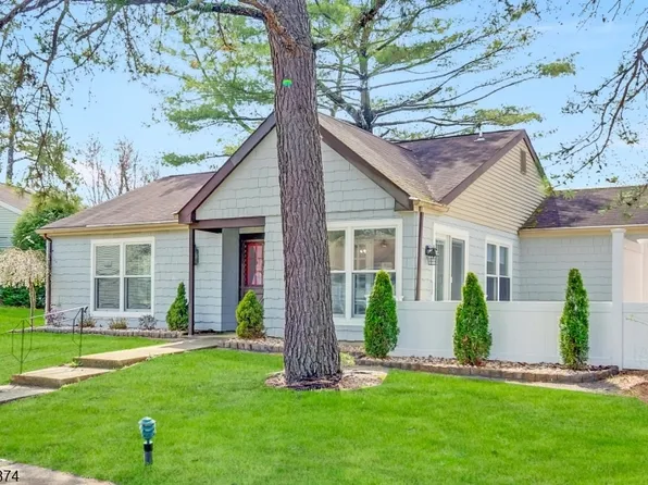 945A Liverpool Cir, Manchester Twp., NJ 08759