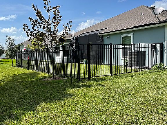 3rd image of 235 Grand Reserve Dr