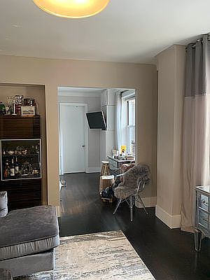 3rd image of 320 W 87th St APT 6W1