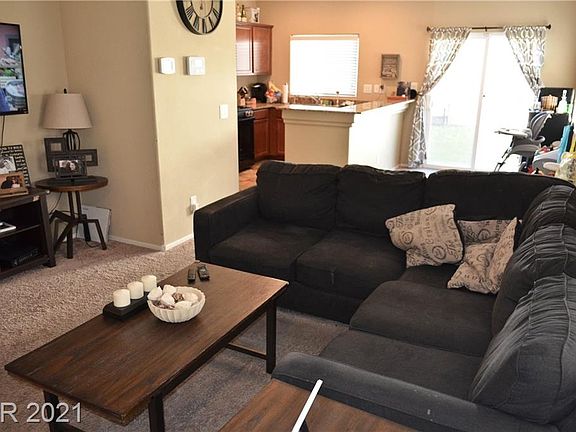 5th image of 6540 Clara Bow Ave Unit 102