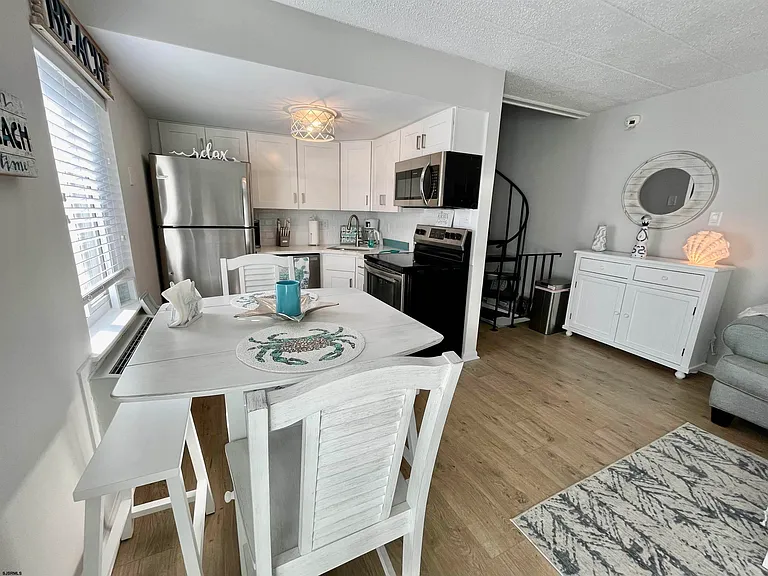 9510 Amherst Ave #149 — Photo 8