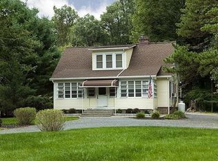 12 Snydertown Rd, Hopewell, NJ 08525