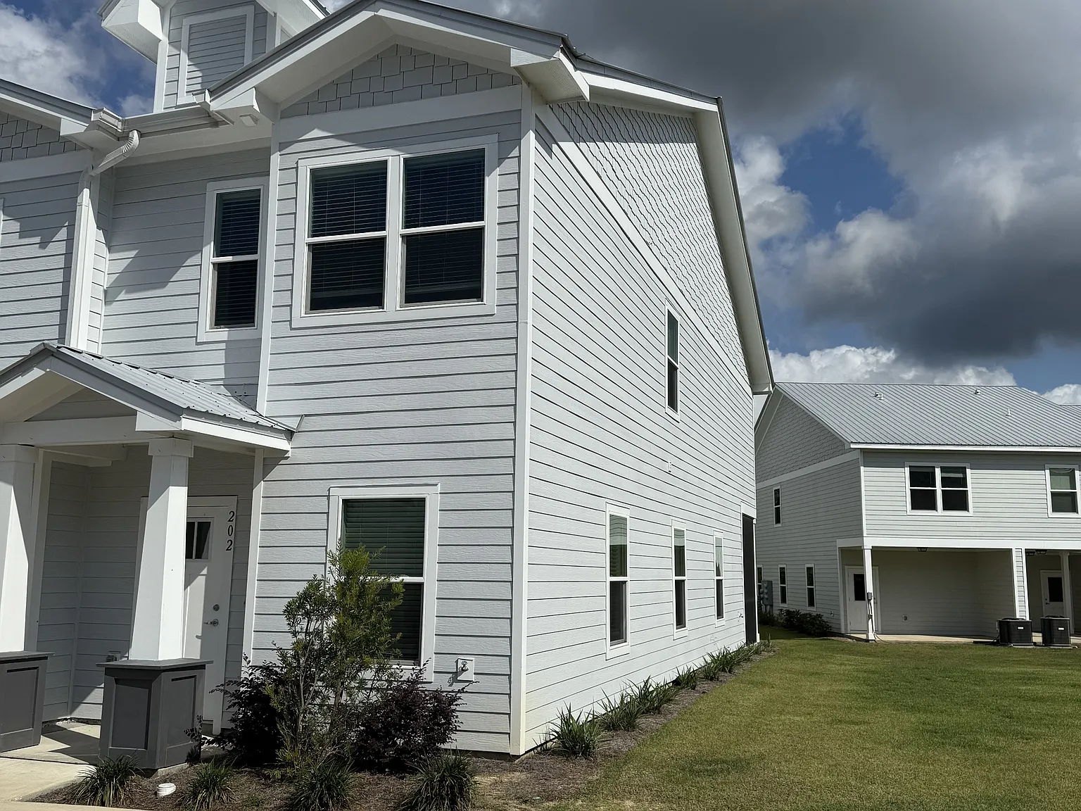 202 Date Palm Lane - 1 — Photo 2