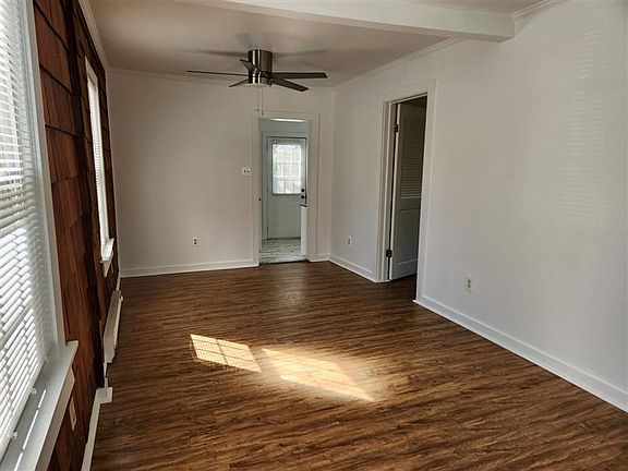 4th image of 2517 Fentress Ave