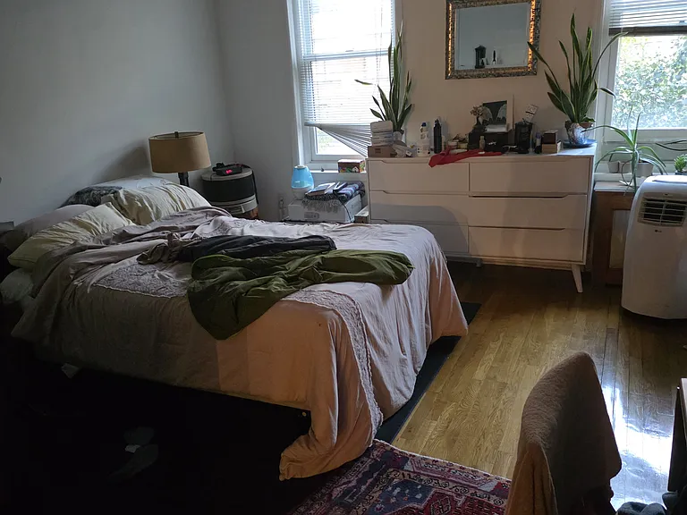 1114 Hudson St — Photo 10