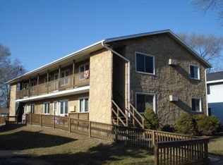 163 Avon St APT 1, La Crosse, WI 54603