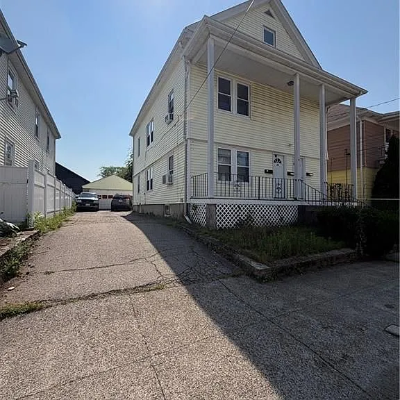 43 Tweed St #3 — Photo 2